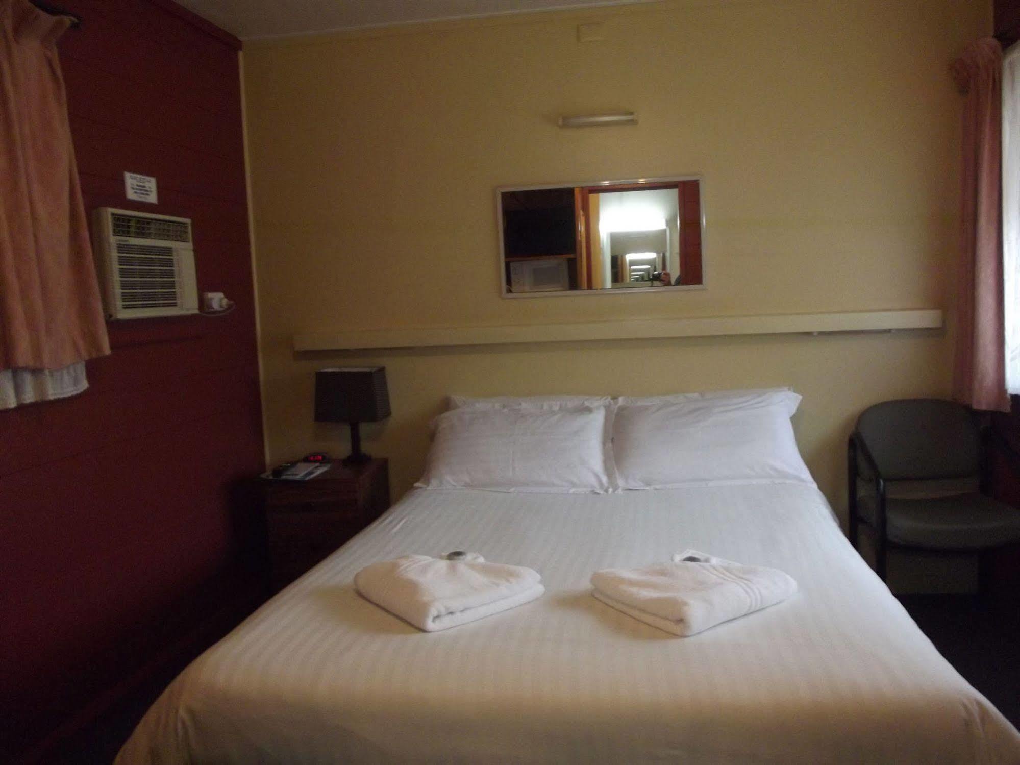 Red Cedar Motel Muswellbrook Eksteriør bilde