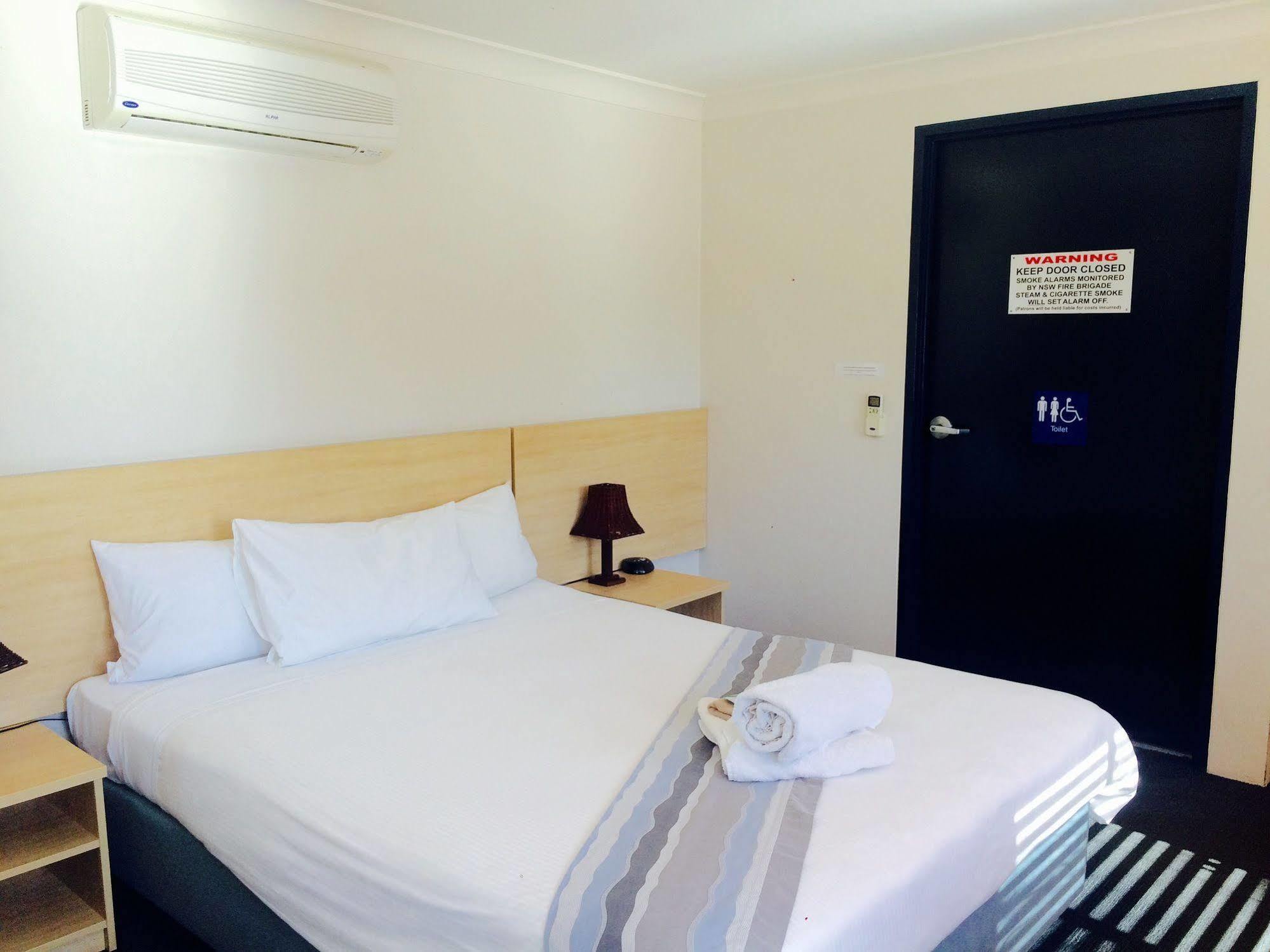 Red Cedar Motel Muswellbrook Eksteriør bilde