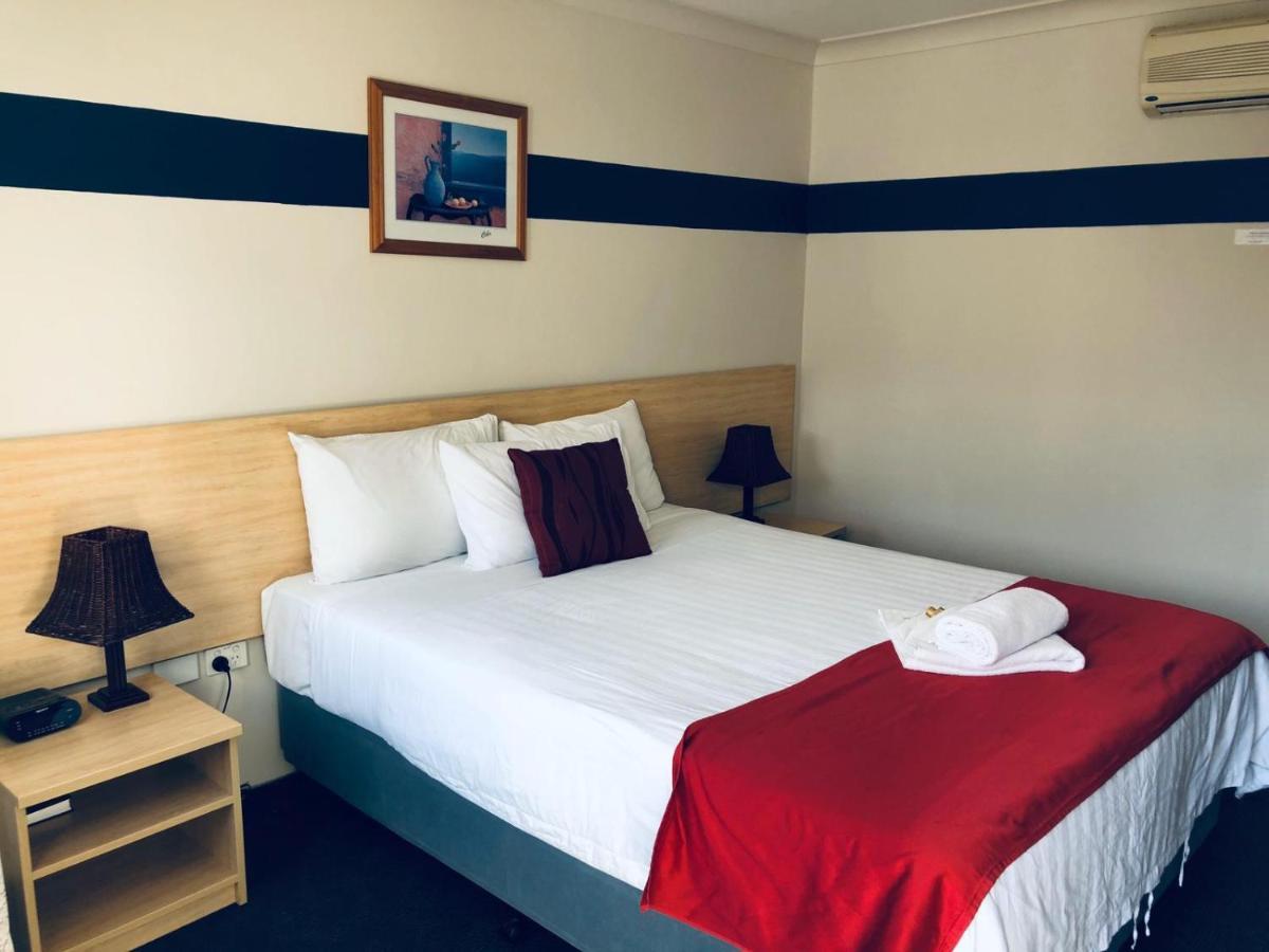 Red Cedar Motel Muswellbrook Eksteriør bilde